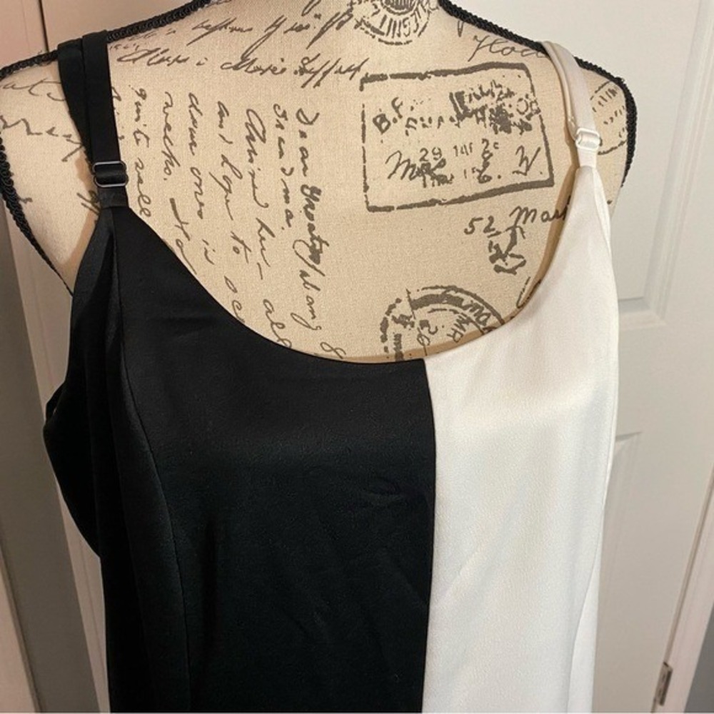 Disney for Torrid Black & White 101 Dalmatians Cruella De Vil‎ Evening Gown 18 M - Picture 6 of 13